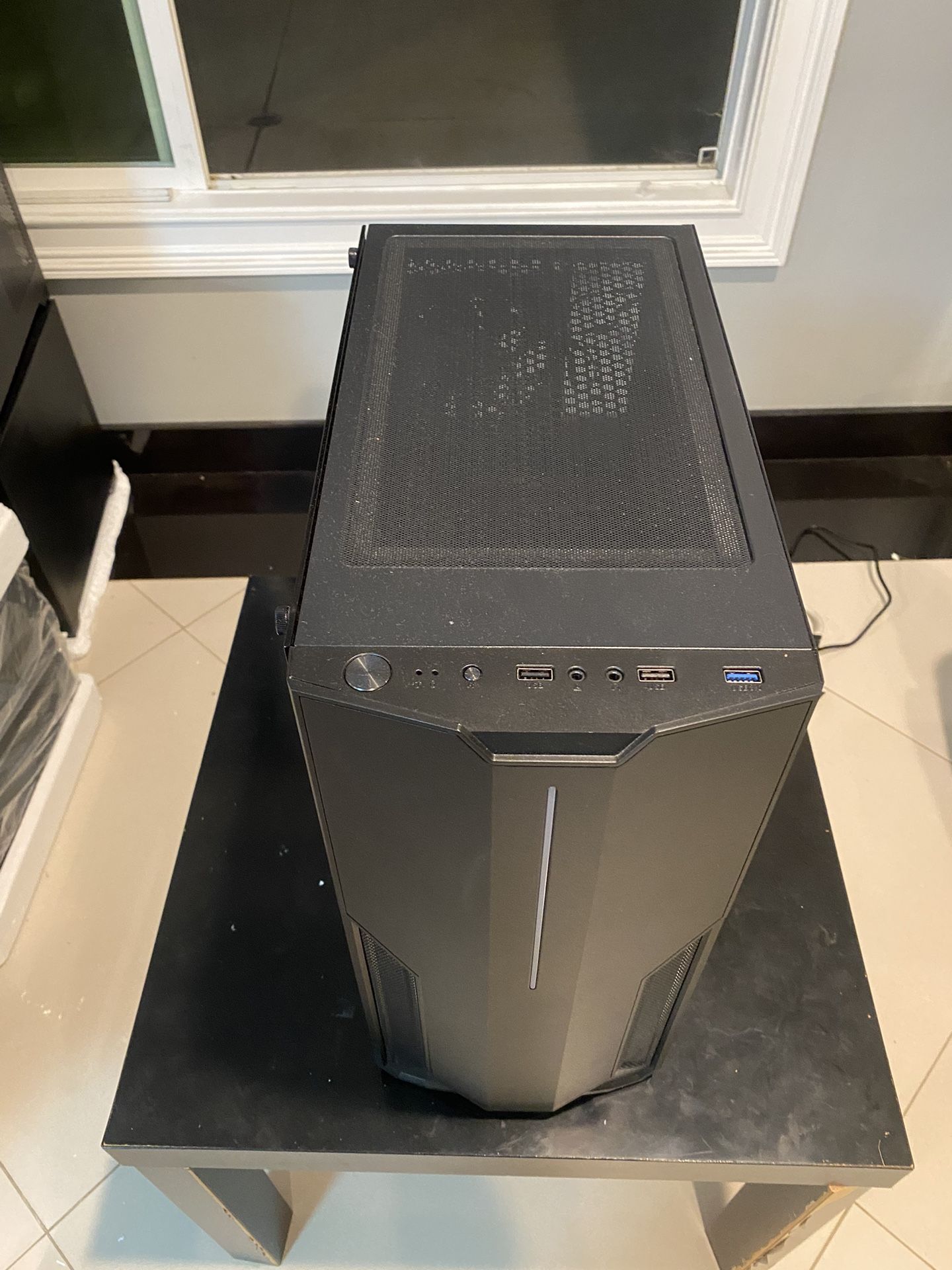 NZXT tempered glass Atx mid tower gaming case