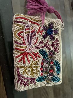 Beaded small pouch