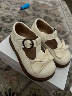 Dressing shoes