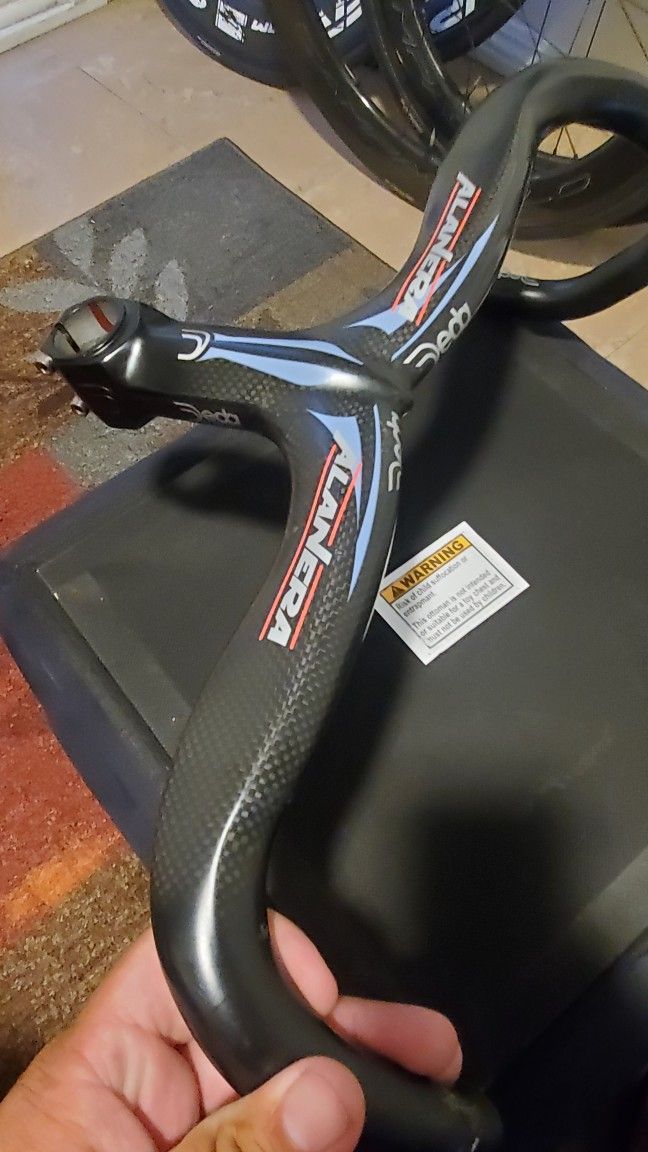 Deda Alanera Integrated Carbon Handlebars