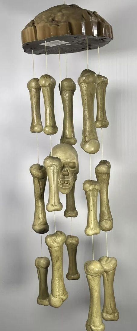 BONES AND SKULL WIND CHIMES sound and lights FIRM PRICE IN EAGLE ROCK