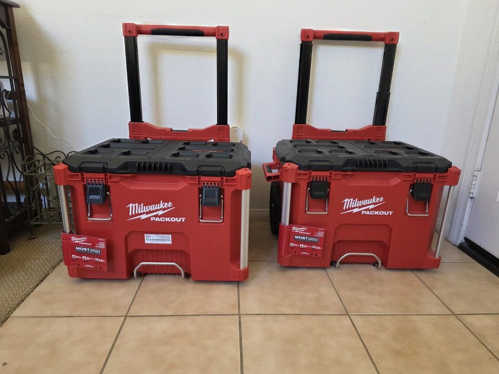 Milwaukee - PACKOUT 22 in. Rolling Modular Tool Box Low Profile Handle