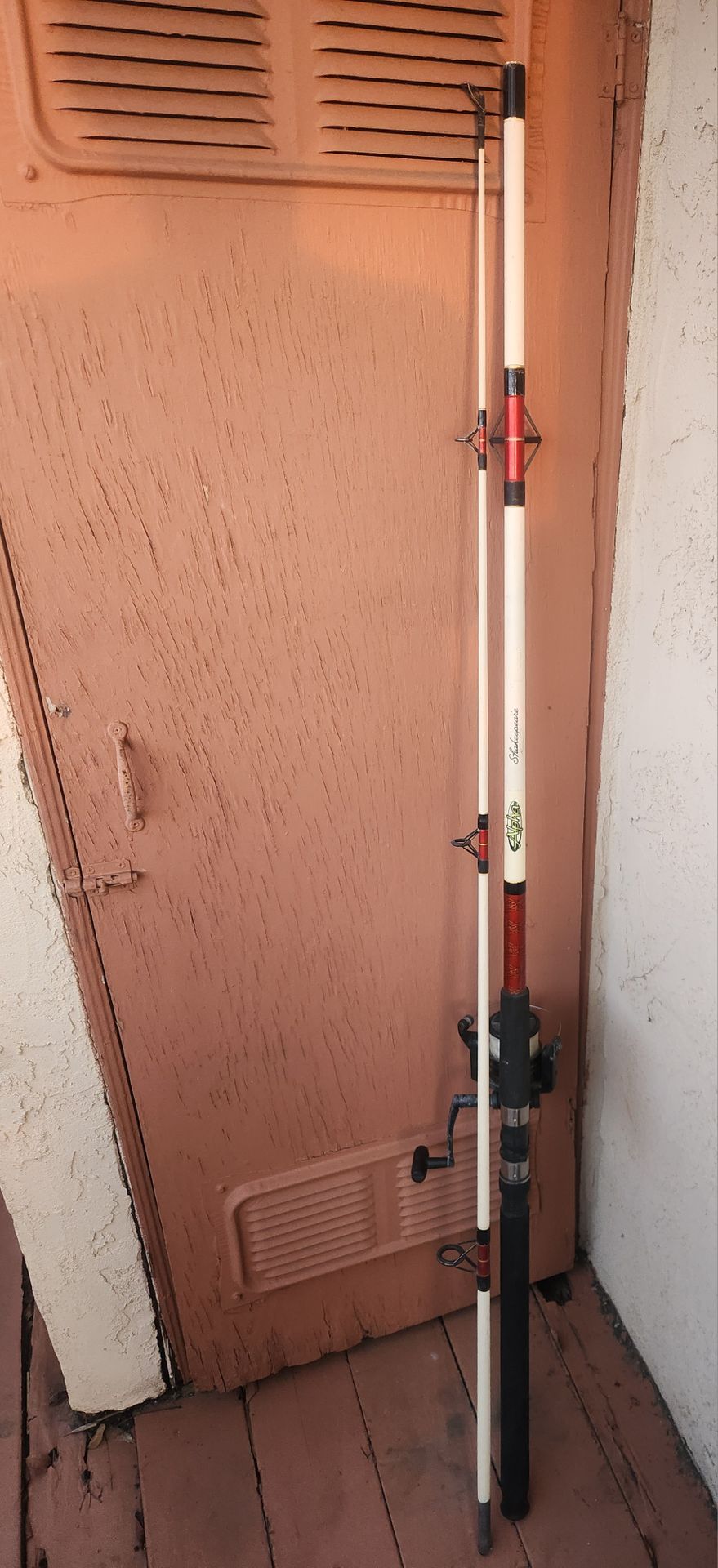 Shakespeare Alpha Big Water Fishing Pole And Shakespeare Reel