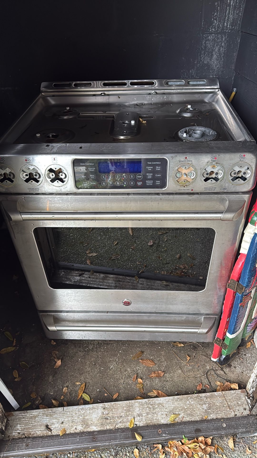 GE Gas Oven - Parts Missing