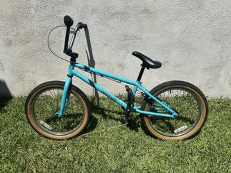 Free Agent Novus 20” BMX Bike