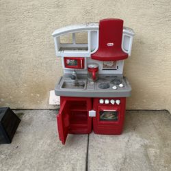 Play Kitchen $40