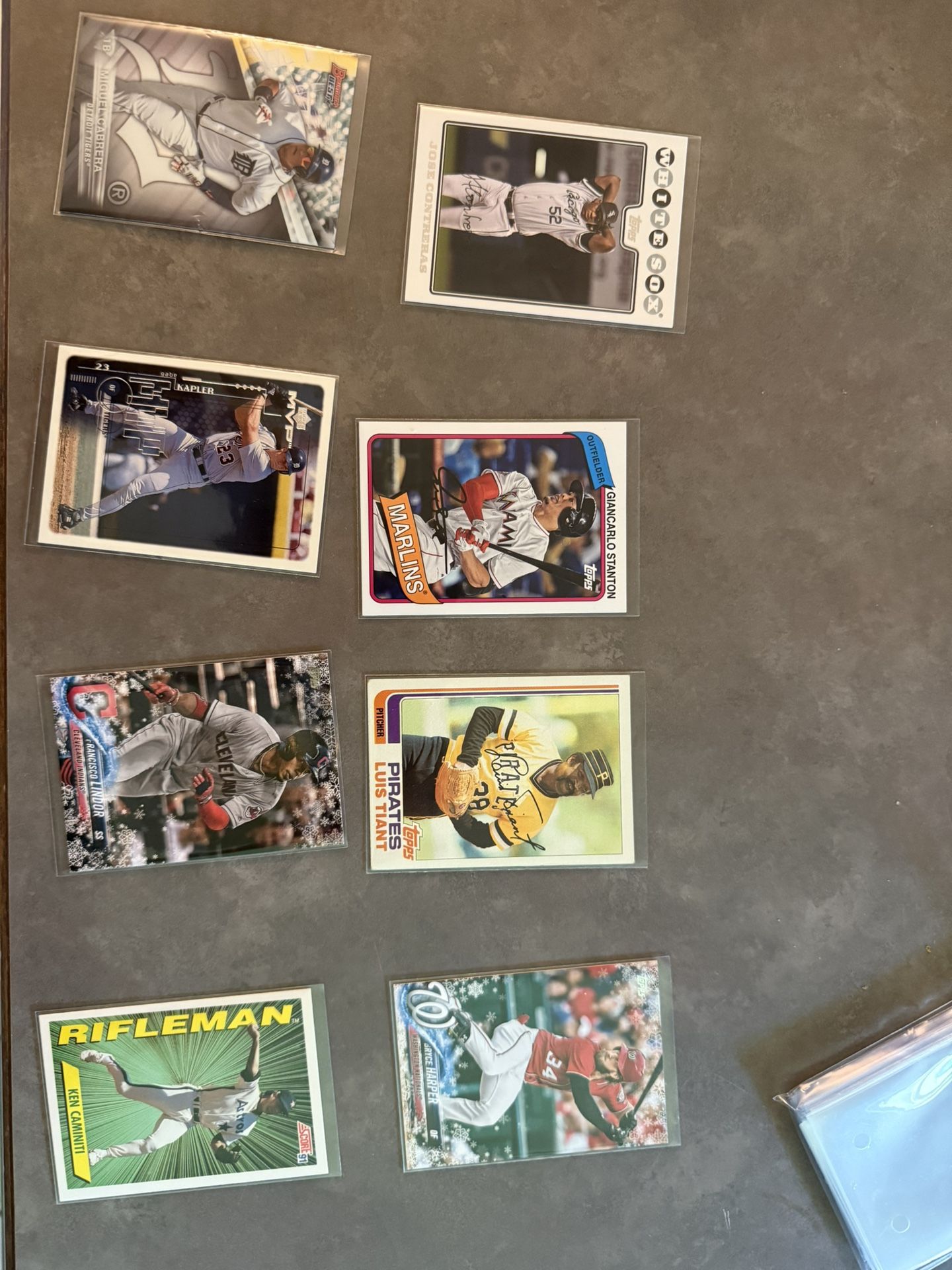 8 Card Lot