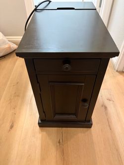 Solid wood end table