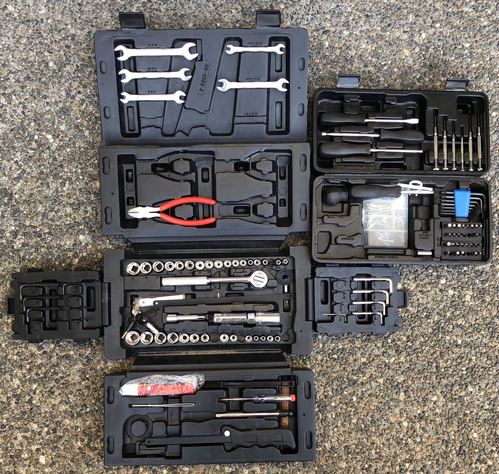 Foldable Tool Box Kit