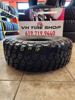 (1) LT 285 70R 17 BF GOODRICH MUD TERRAIN T/A 2857017 USED TIRE (SEMI NEW) MOUNT BALANCE INCLUDED