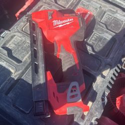 M12 Milwaukee Cable Stapler 