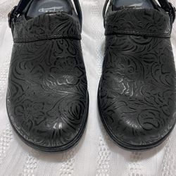 Dansko Embossed Clog