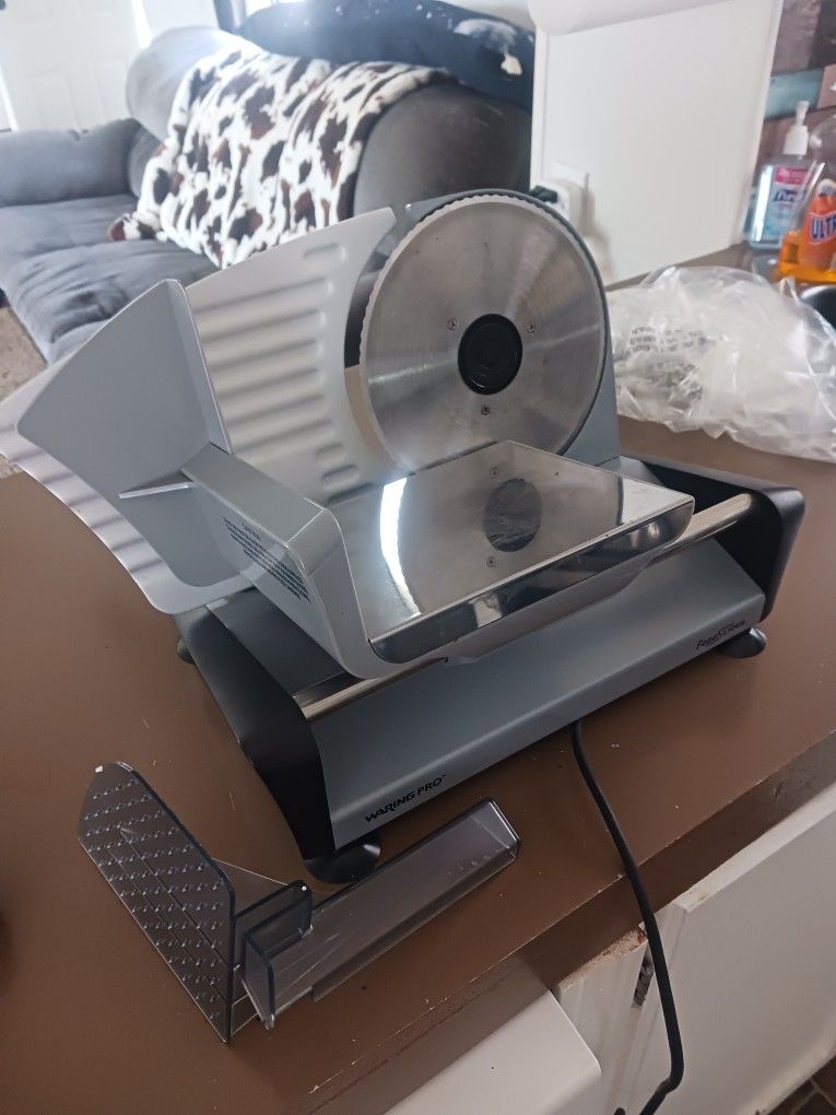 Waring Pro Meag Slicer
