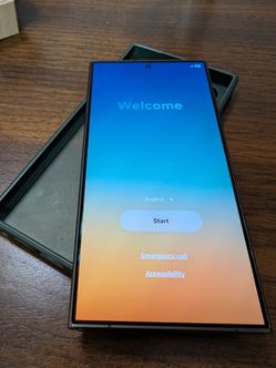📱 Samsung Galaxy S24 Ultra 5G • 512GB • Factory Unlocked • Samsung Exclusive Titanium Green