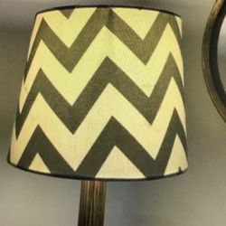 Table/buffet Lamp with gray and white chevron shade