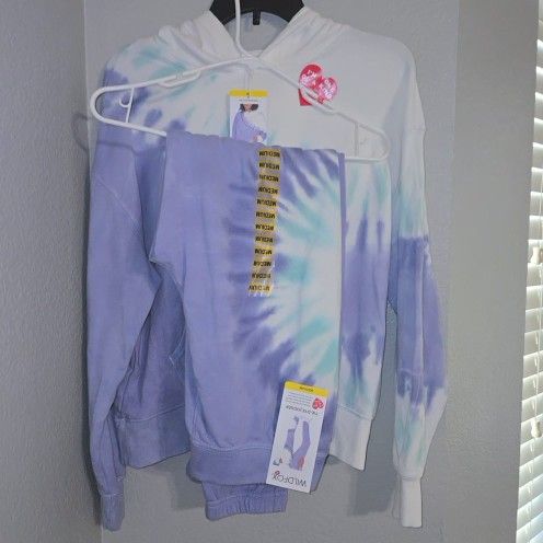 NEW Tie-Dye Hoodie&Jogger Set Size M