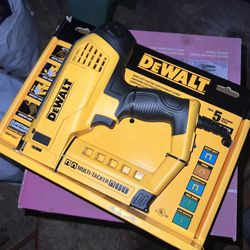 DeWALT Nail And Staple Gun 