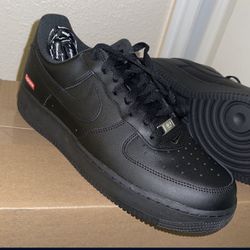 Black Air Force 1s Supreme Size 10  *OFFER*