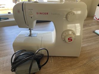 Máquina de cocer Singer