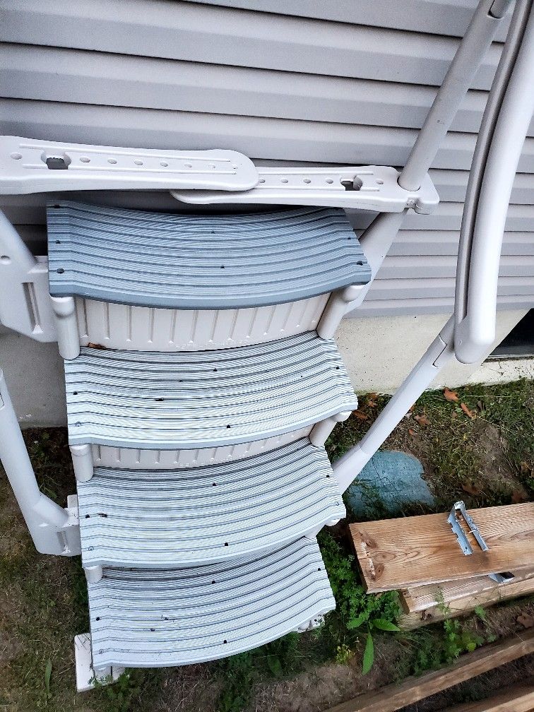 Inground Pool Steps