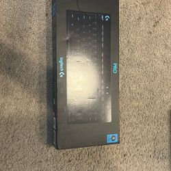 Pro Logitech Mechanical Keyboard (YU0039)