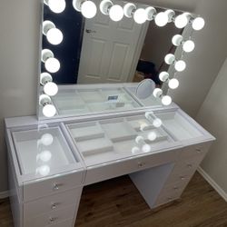 Vanity With Bluetooth Mirror 