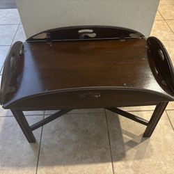 Ethan Allen Georgian Court solid cherry butler's tray coffee table, H17”, Ddep30”, W42”, see more👇