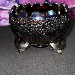 FENTON IRIDESCENT AMETHYST CARNIVAL GLASS 3 FOOTED ROSE BOWL "FENTON FLOWERES"