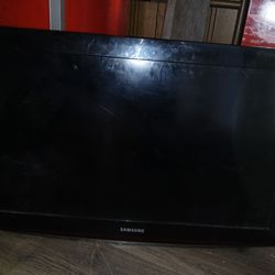 Samsung tv 32in