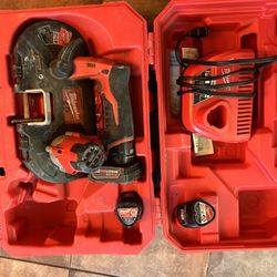 Milwaukee M12 Bandsaw