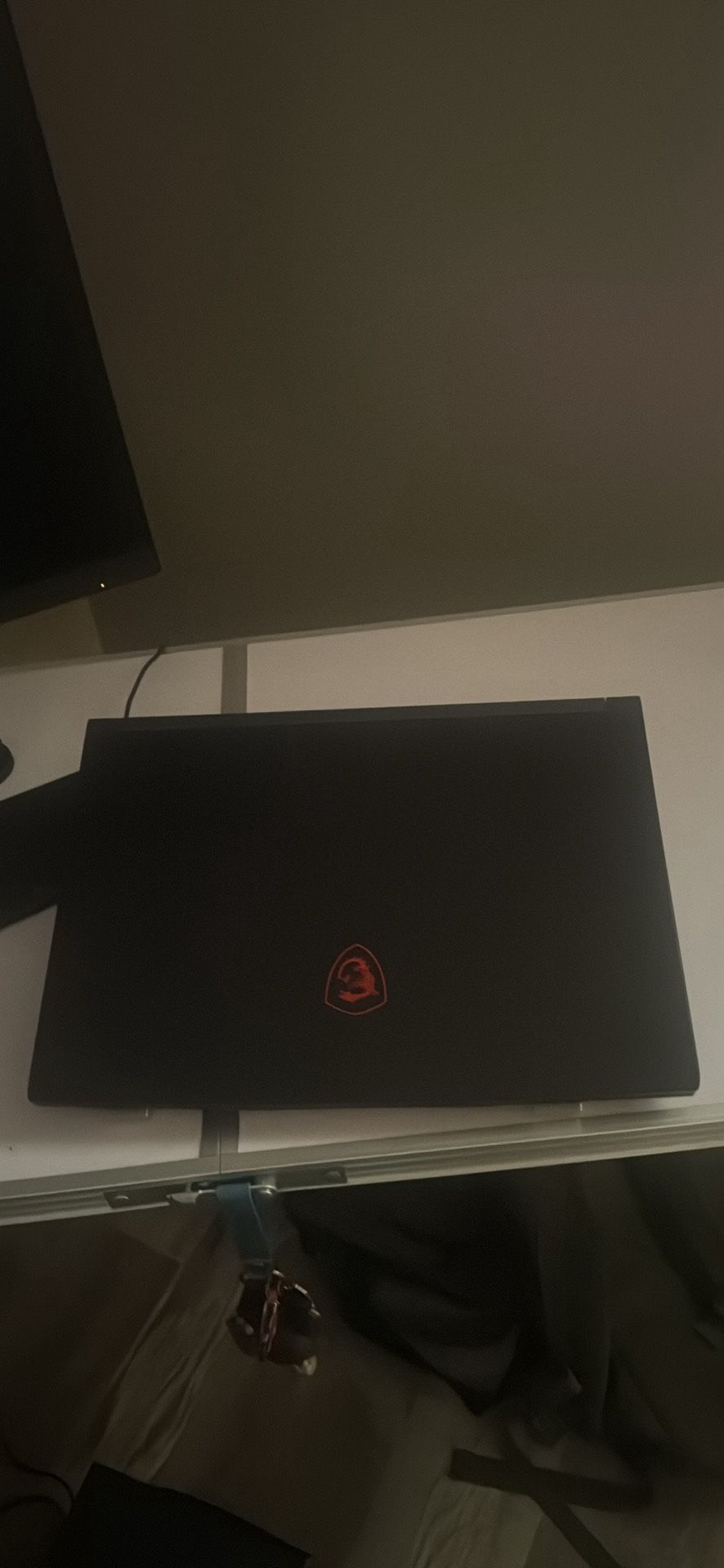 MSI GV15 15.6" 144Hz Gaming Laptop: Intel Core i5-11400H GTX 1650 8GB 256GB