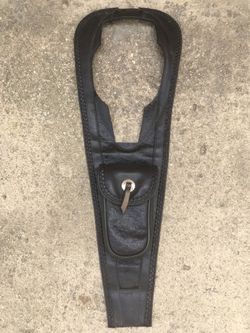 Yamaha Vstar motorcycle tank bib with pouch
