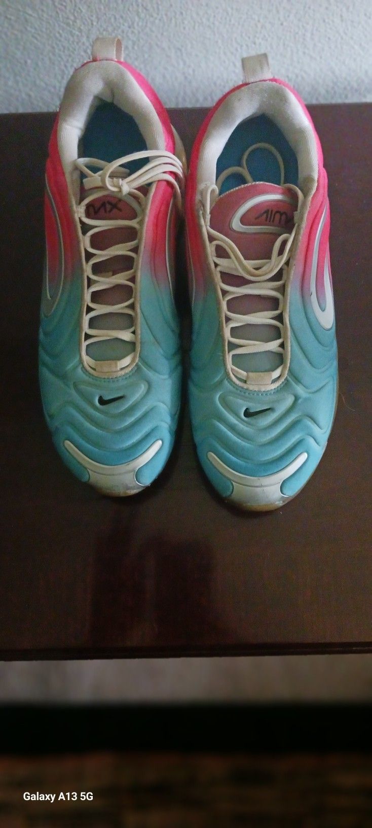  Nike 720 Airmax Women Size 9.5, Color Pink Sea 