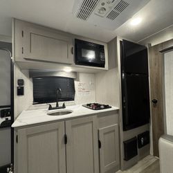 2025 Forest River Rv With Bunks, Solar, Warranty And 3000 Ibs 