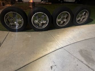 Ford F-150 wheels 20” chrome
