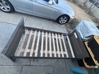 Twin bed with mattress