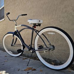 Schwinn Legacy 26 Inch Beach Cruiser Bike $150