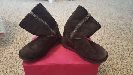 Girls Brown Boots Size 8
