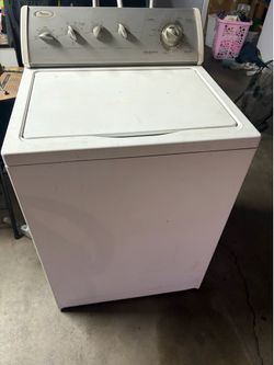 Whirlpool slightly used washing machine
