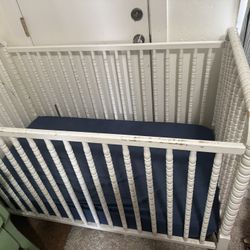 White Jenny Lind Crib