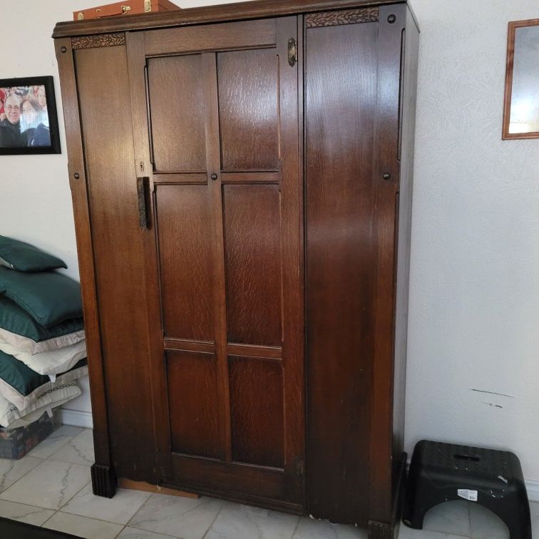 Vintage cabinet,