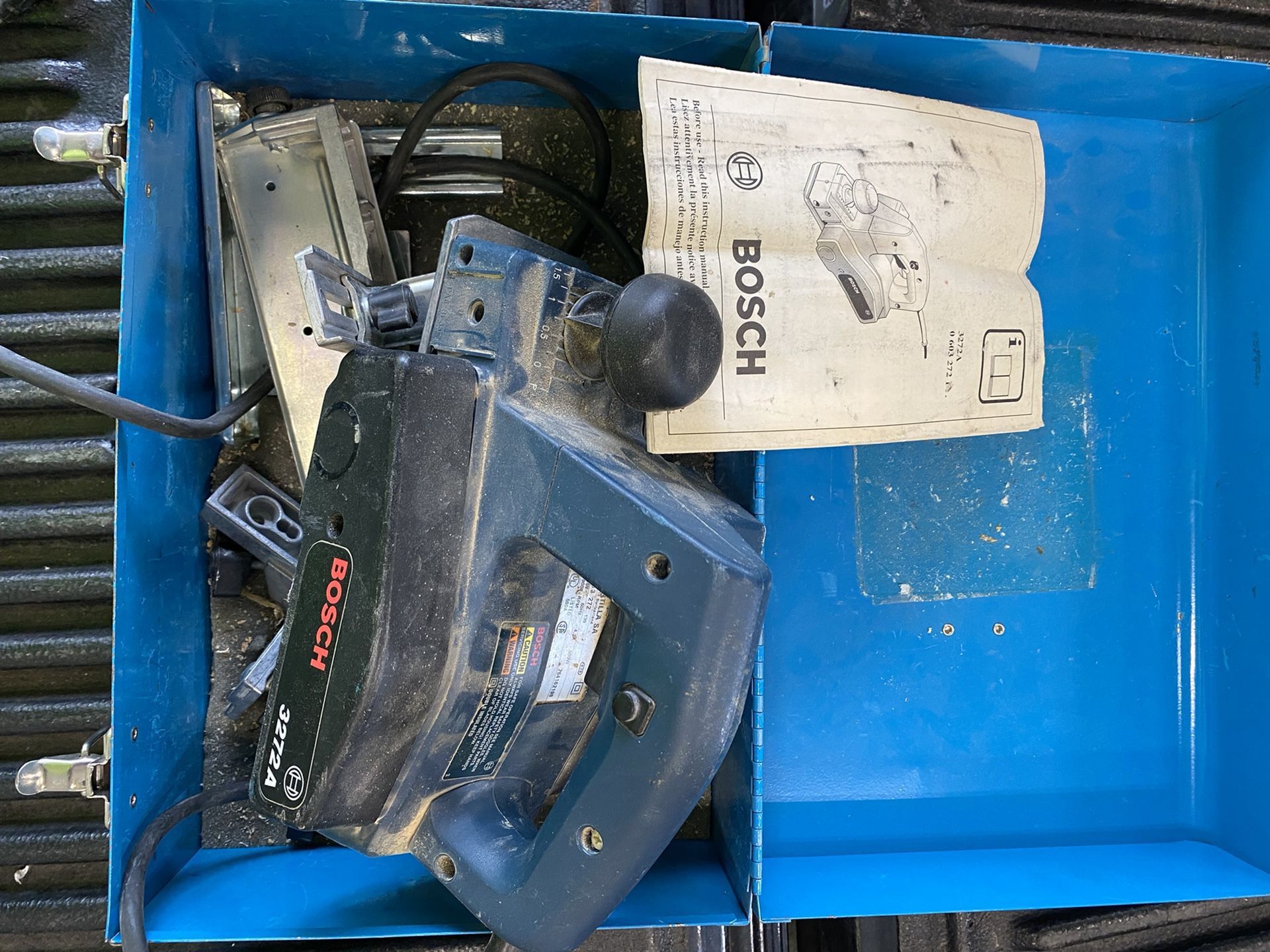 Bosch 3272A Adjustable Electric Wood Planer Tool Corded