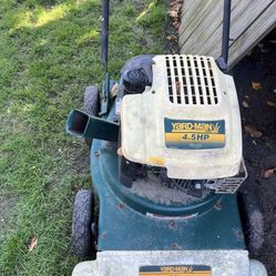 Leaf Vacuum And Chipper