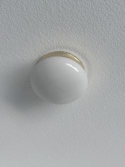 3 Ceiling Lights 