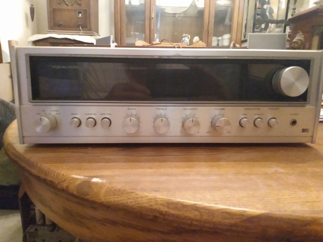 Realistic - STA - 21 Stereo Receiver