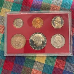 1982 US MINT PROOF SET. YOUR BIRTH YR?