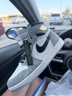 Air Jordan 1 High OG Sneaker