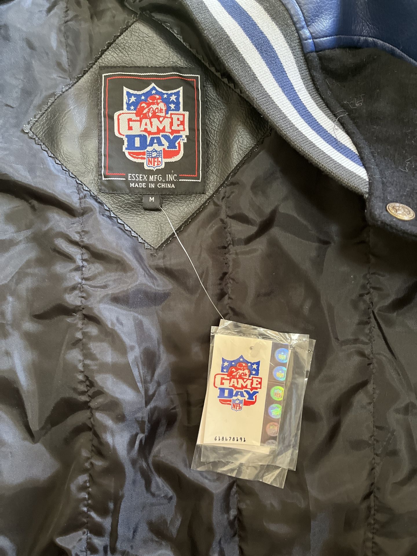 : NFL Dallas Cowboys Mens Triumph Commemorative Jacket, Navy,  Small : Sports & Outdoors