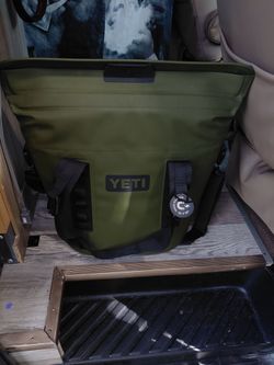 New Yeti backpack m30 soft pull over beach cooler