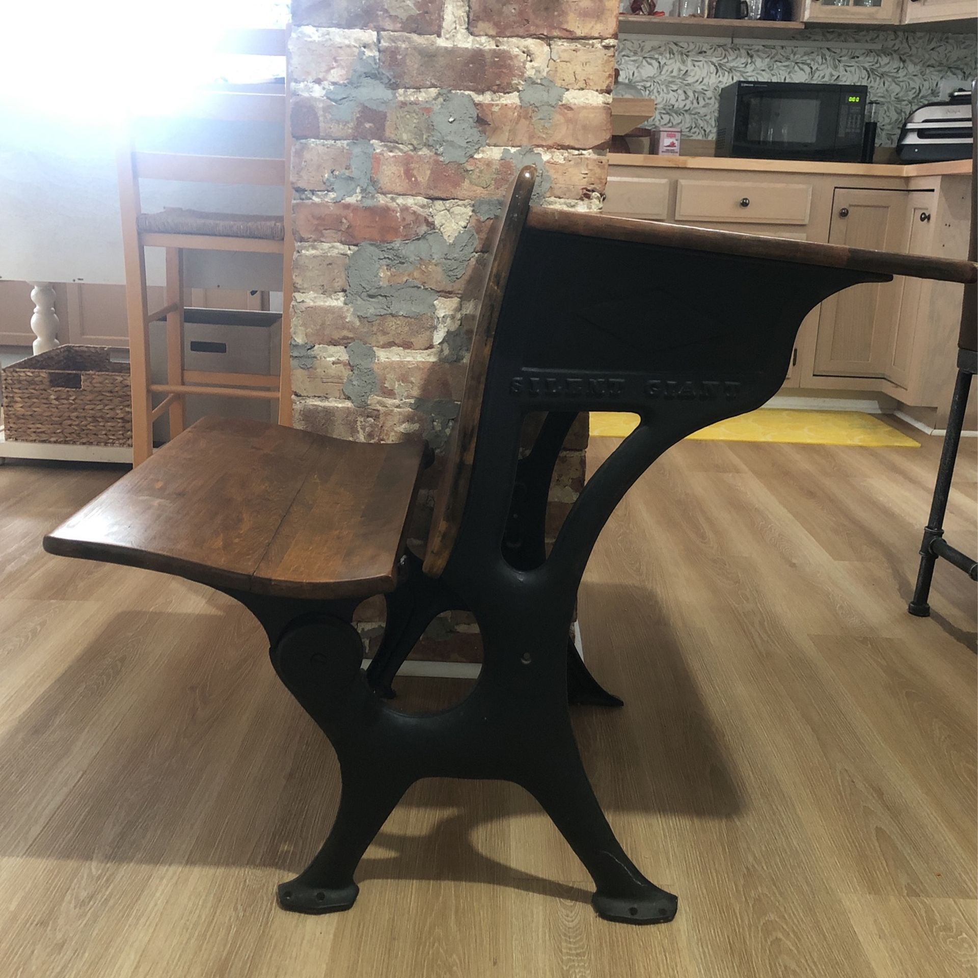 Beautifull Antique Desk